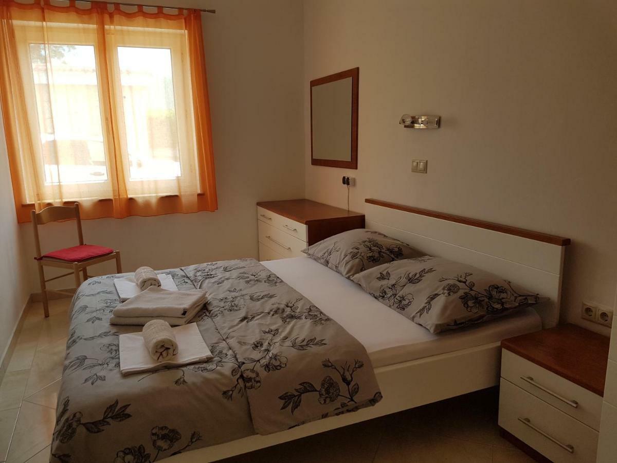 Apartments Andrea II Baska  Exterior photo